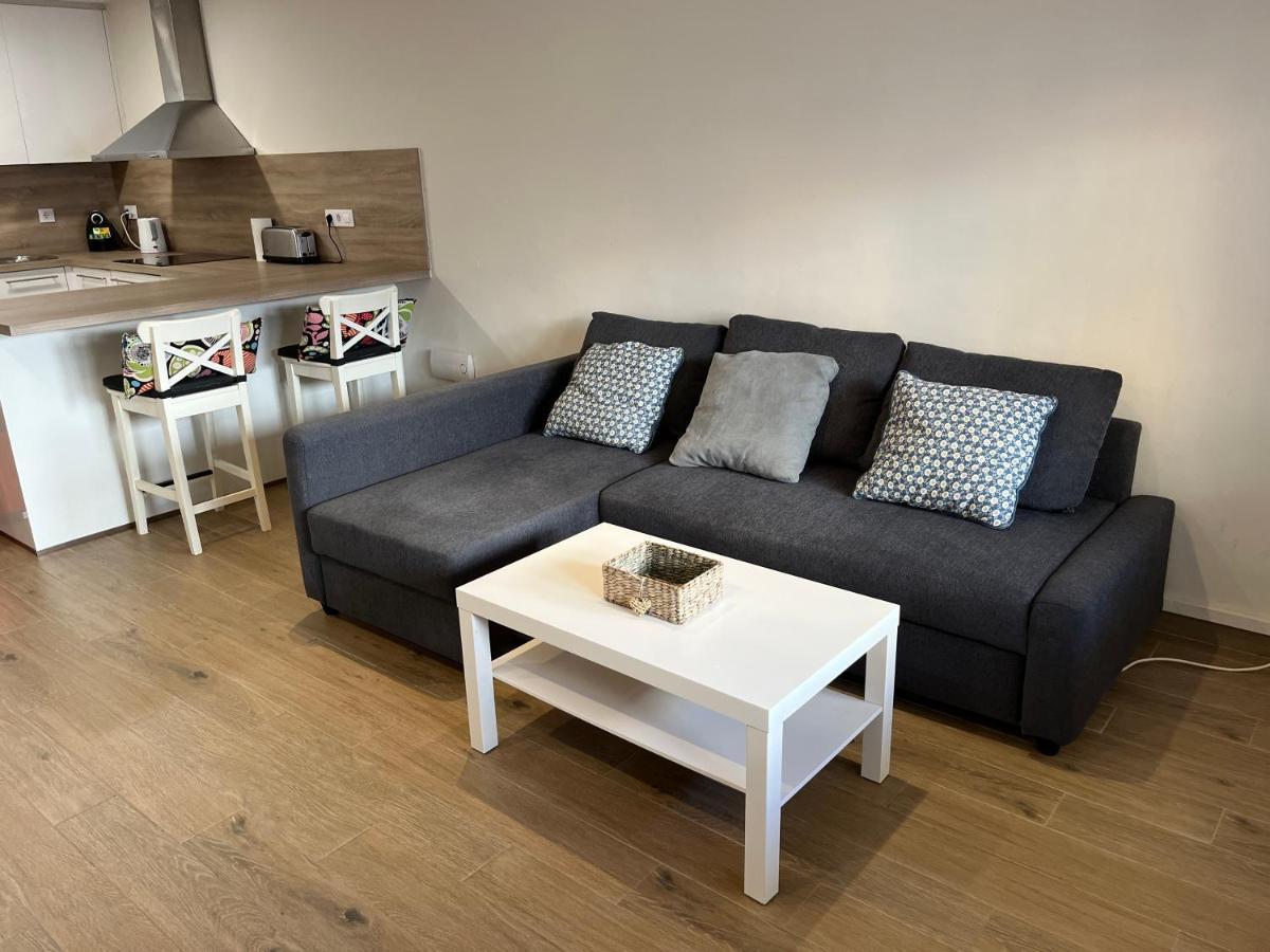 Apartamento En La Playa. Free Parking. Free Wifi L' Escala Exterior foto